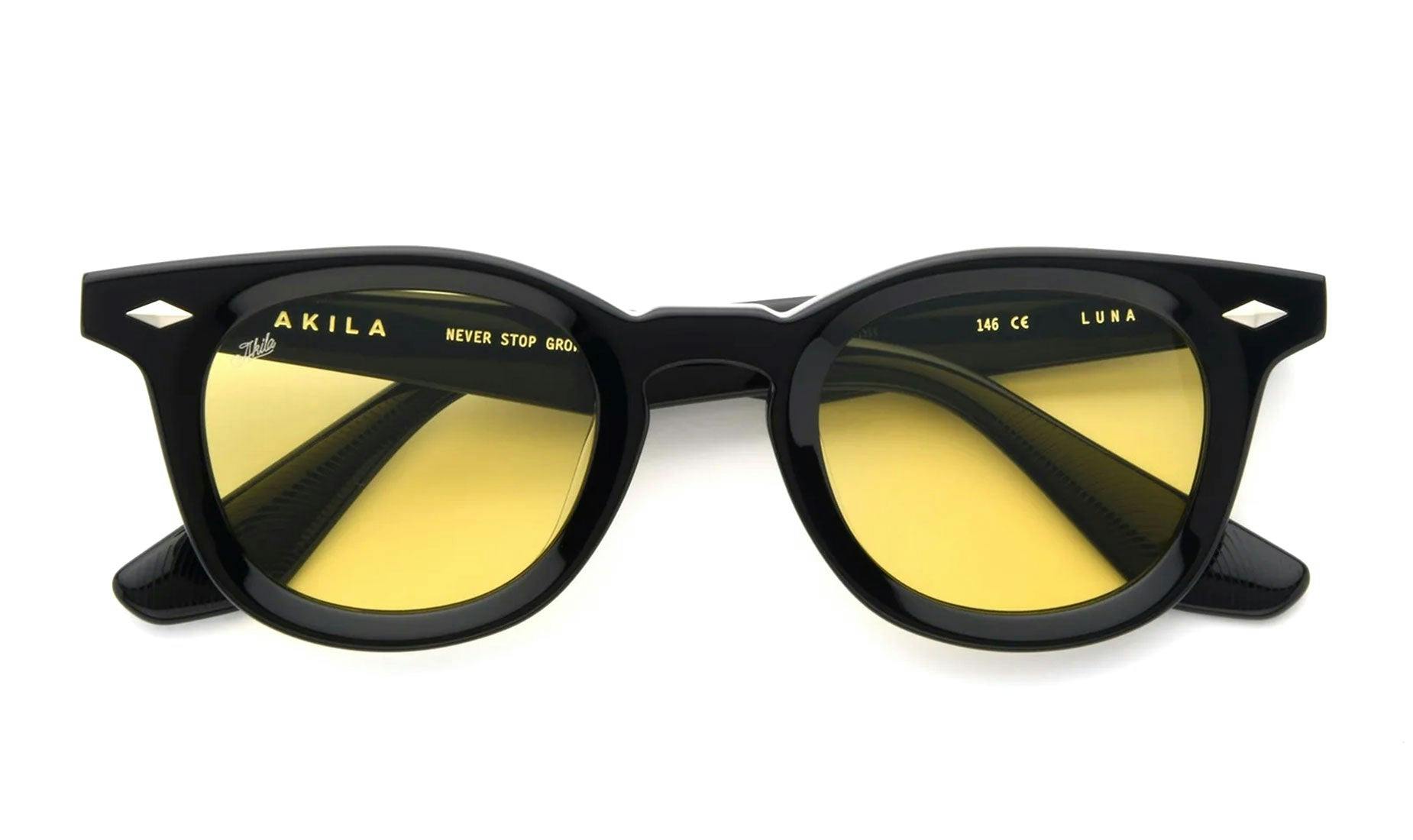 modèle de lunette de la marque Akila